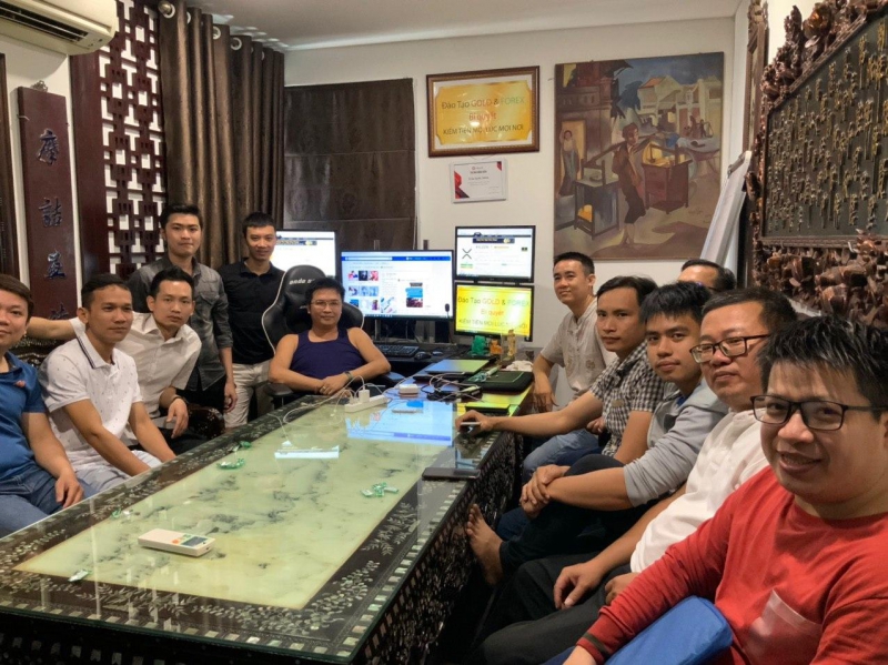 PHÂN TÍCH FOREX TOÀN DÙNG MÕM  CHỨ ĐÉO BAO GIỜ THẤY CHÚNG NÓ GIAO DỊCH ĐỂ MINH CHỨNG