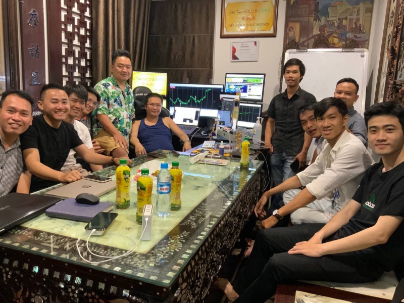 TRADER VIỆT TRẦN QUỐC MINH
