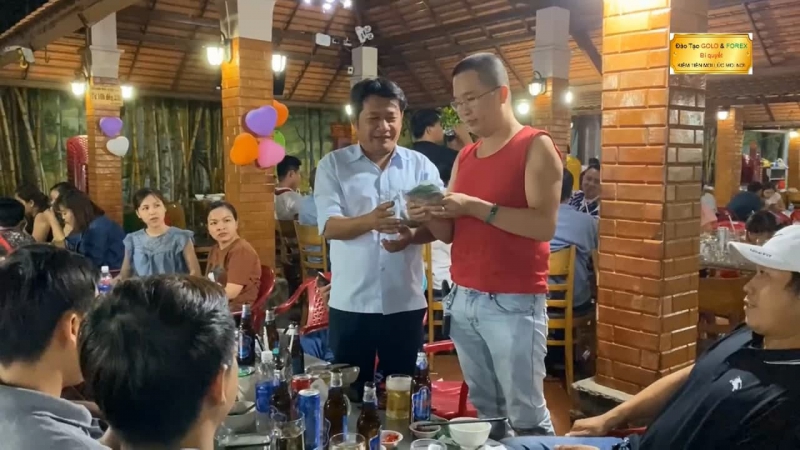 TRẦN QUỐC MINH CÙNG HỌC VIÊN