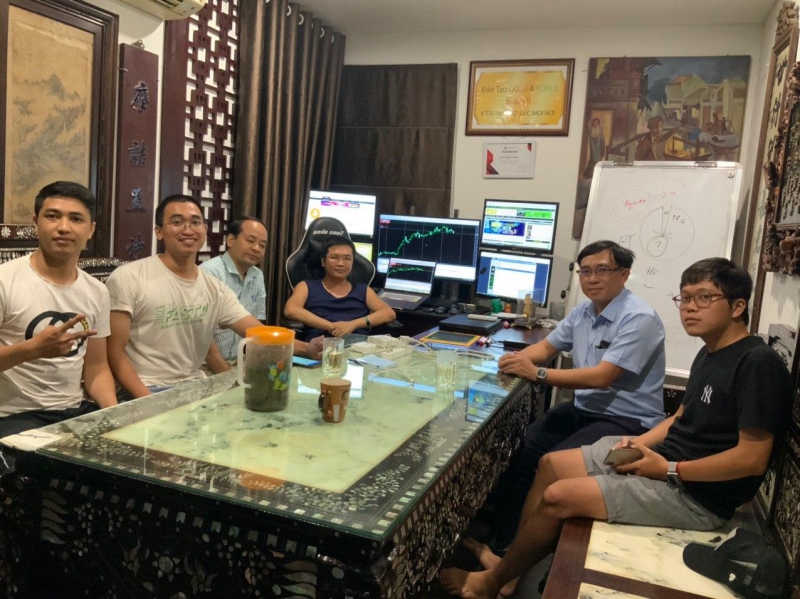 THẦY TRẦN QUỐC MINH CUỘC SỐNG CÙNG HỌC VIÊN