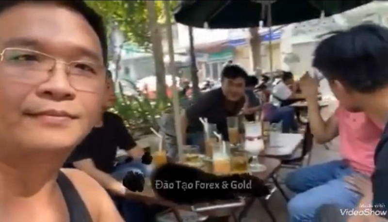 NHÀ ĐẦU TƯ NGOẠI HỐI HOẠT ĐỘNG THƯỜNG NGÀY