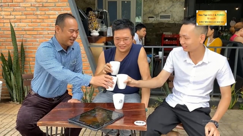 THẦY TRẦN QUỐC MINH NHỮNG NẺO ĐƯỜNG CÙNG HỌC VIÊN