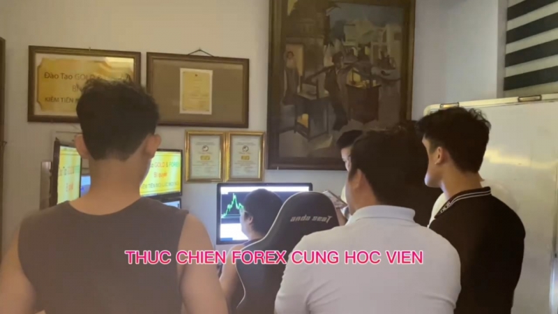 CÁCH ĐÁNH GIÁ THẦY DẠY FOREX CHUẨN